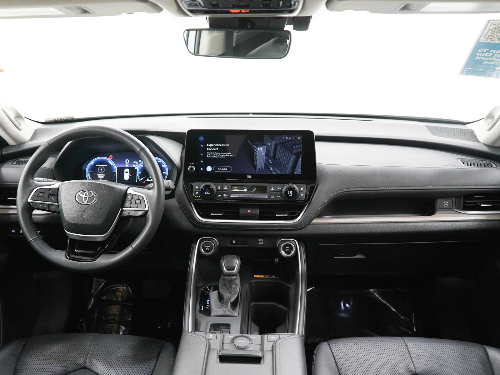 Used 2024 Toyota Grand Highlander AWD Hybrid image 13
