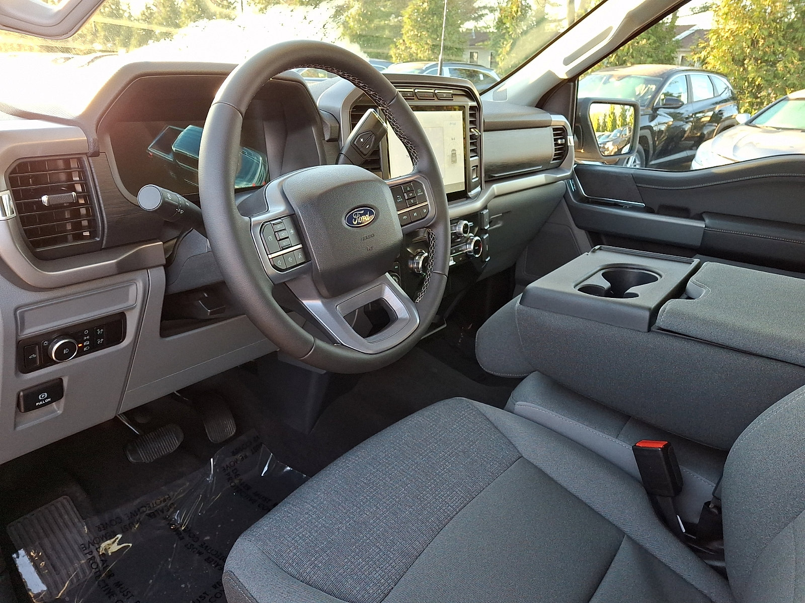 Used 2024 Ford F150 XLT image 11