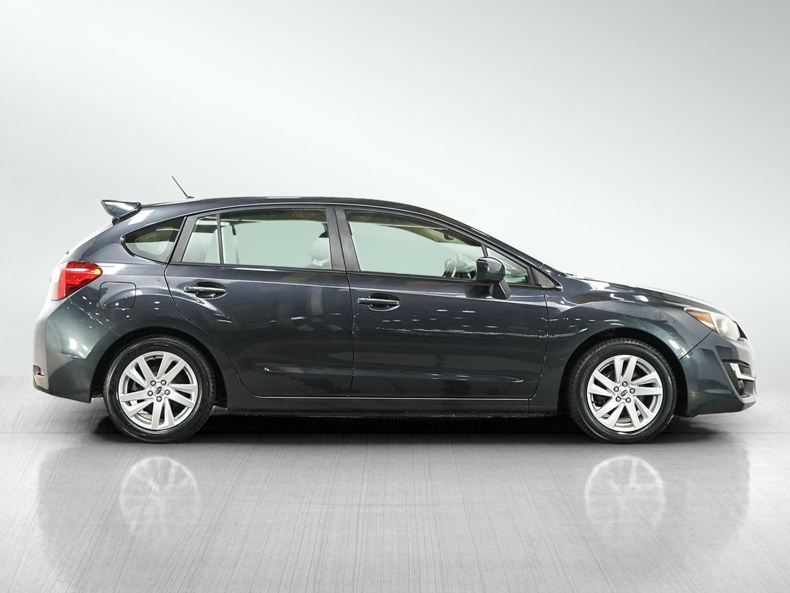 Used 2016 Subaru Impreza 2.0i Premium AWD/4WD image 6