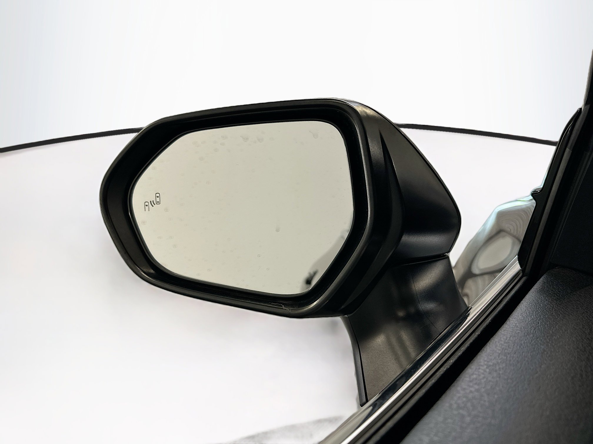 Used 2019 Toyota Camry XSE FWD image 16