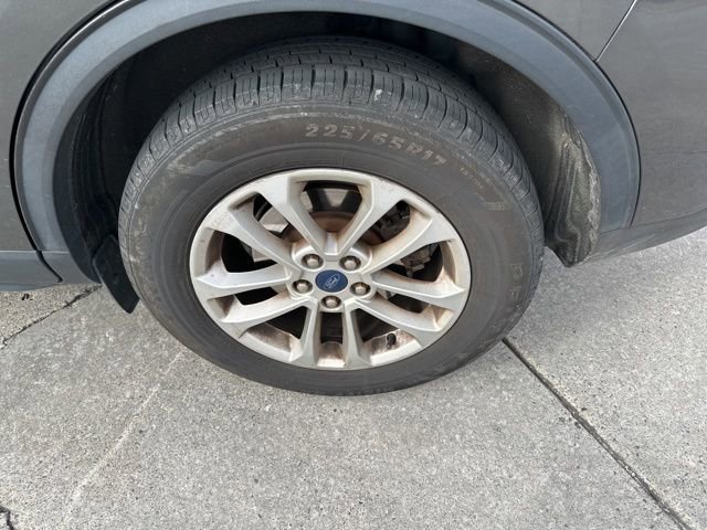 Used 2020 Ford Escape SE image 6