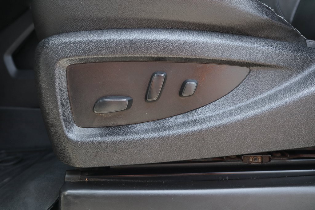 Used 2018 Chevrolet Silverado 2500 LTZ w/ Duramax Plus Package image 19