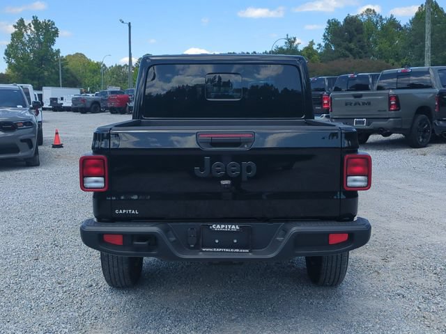 New 2026 Jeep Gladiator Sport AWD/4WD image 4