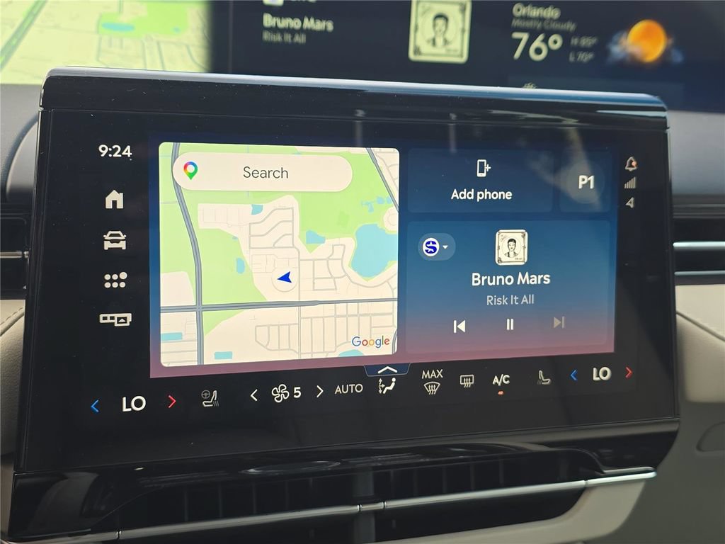 New 2026 Lincoln Nautilus Premier AWD/4WD image 17