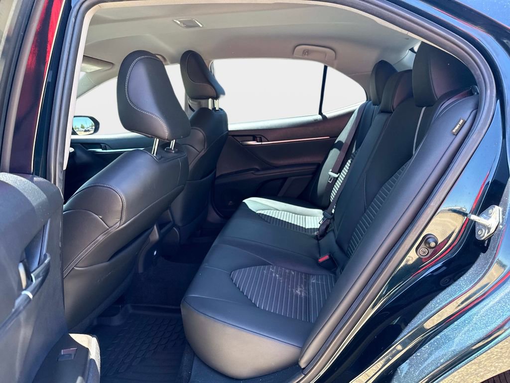 Used 2021 Toyota Camry SE FWD image 14