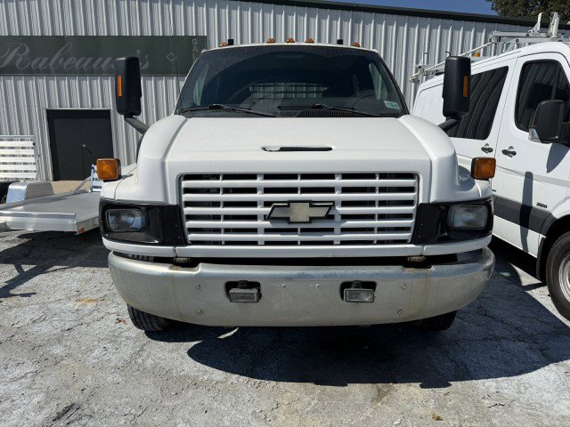 Used 2009 Chevrolet Kodiak C4500 2WD Crew Cab image 2