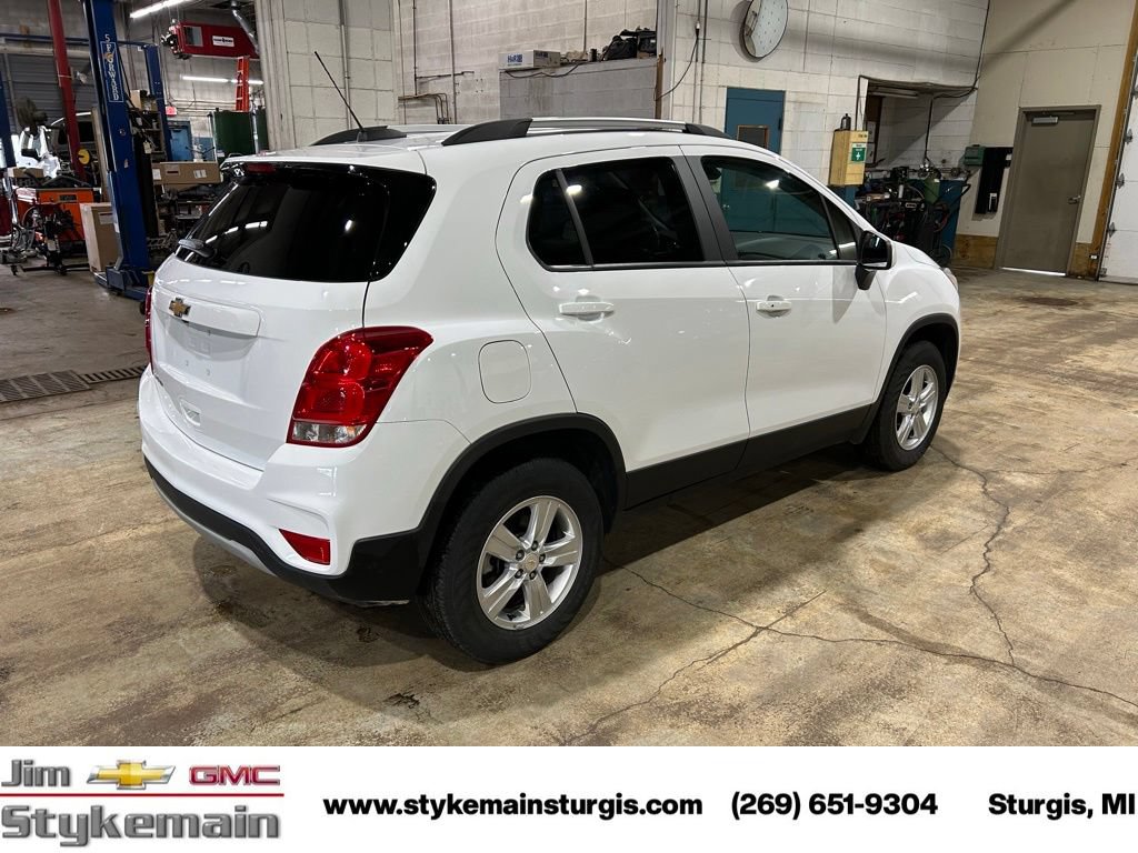 Used 2022 Chevrolet Trax LT w/ LT Convenience Package AWD/4WD image 8