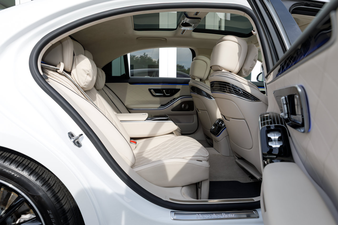 Used 2026 Mercedes-Benz S 580 4MATIC Sedan image 43