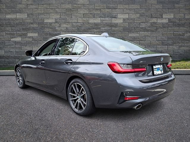 Used 2021 BMW 330i xDrive Sedan w/ Convenience Package AWD/4WD image 4