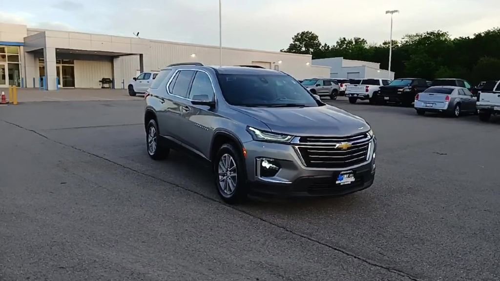 Certified 2023 Chevrolet Traverse LT image 2