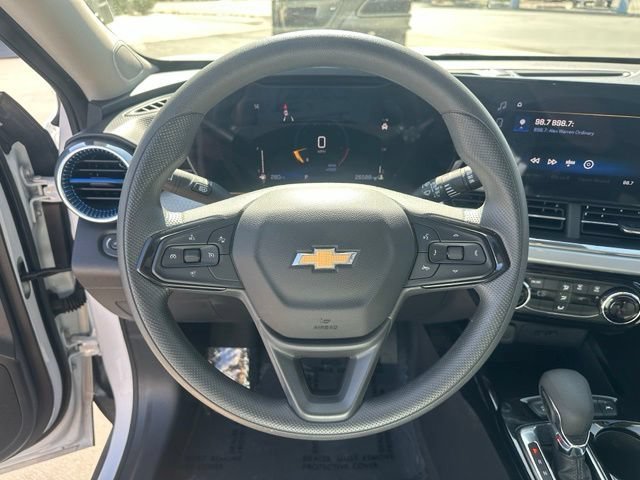 Certified 2026 Chevrolet Trax LT FWD image 18