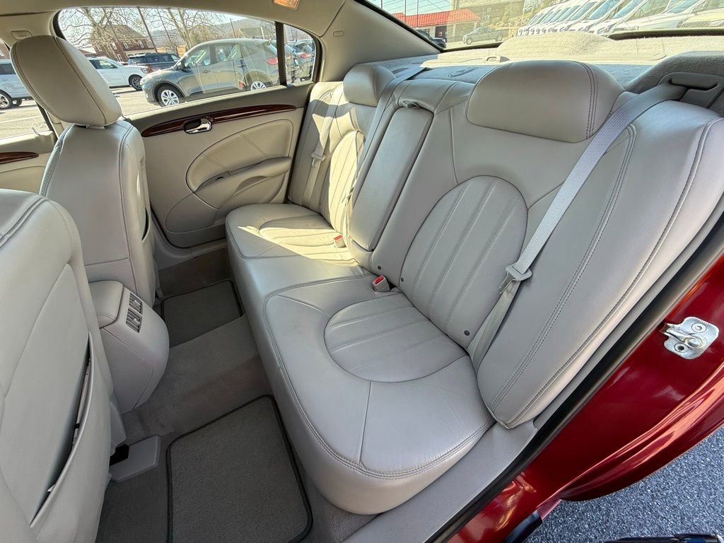 Used 2008 Buick Lucerne CXL w/ Ultra Confidence Package image 28