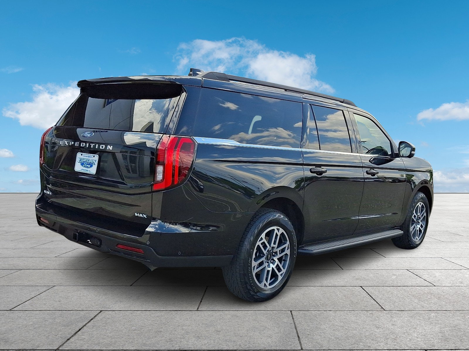 Used 2025 Ford Expedition Max Active AWD/4WD image 6