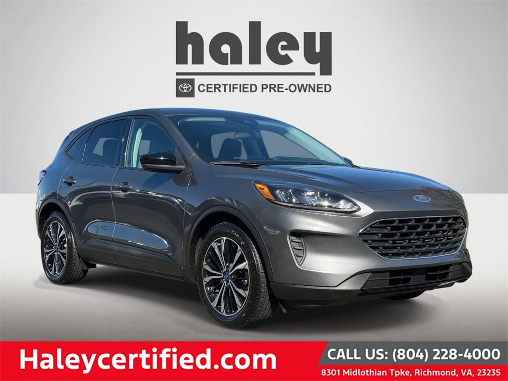 Used 2022 Ford Escape SE w/ SE Sport Appearance Package