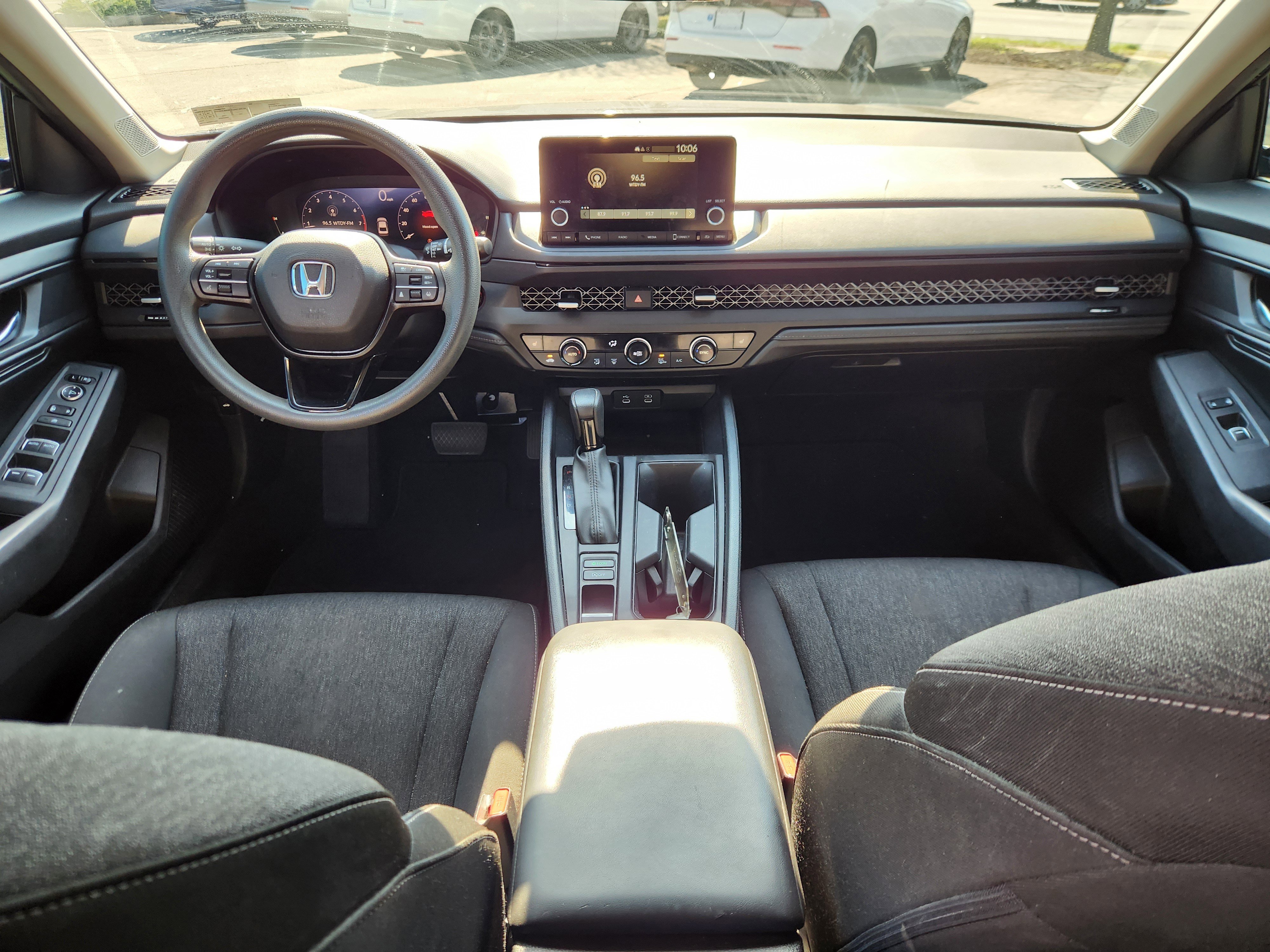 Used 2023 Honda Accord EX image 8