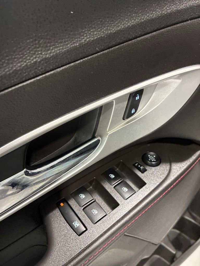 Used 2015 Chevrolet Equinox LT FWD image 19