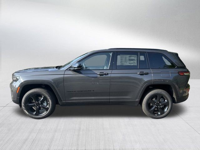 New 2025 Jeep Grand Cherokee Limited w/ Luxury Tech Group II image 8