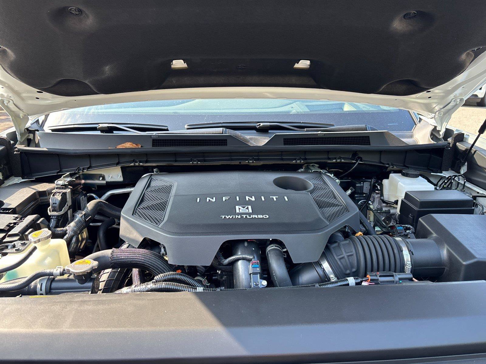 New 2027 INFINITI QX80 Sensory AWD/4WD image 9