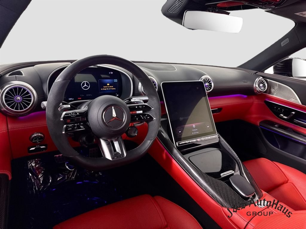 Used 2022 Mercedes-Benz SL 55 AMG 4MATIC w/ Driver Assistance Package image 30