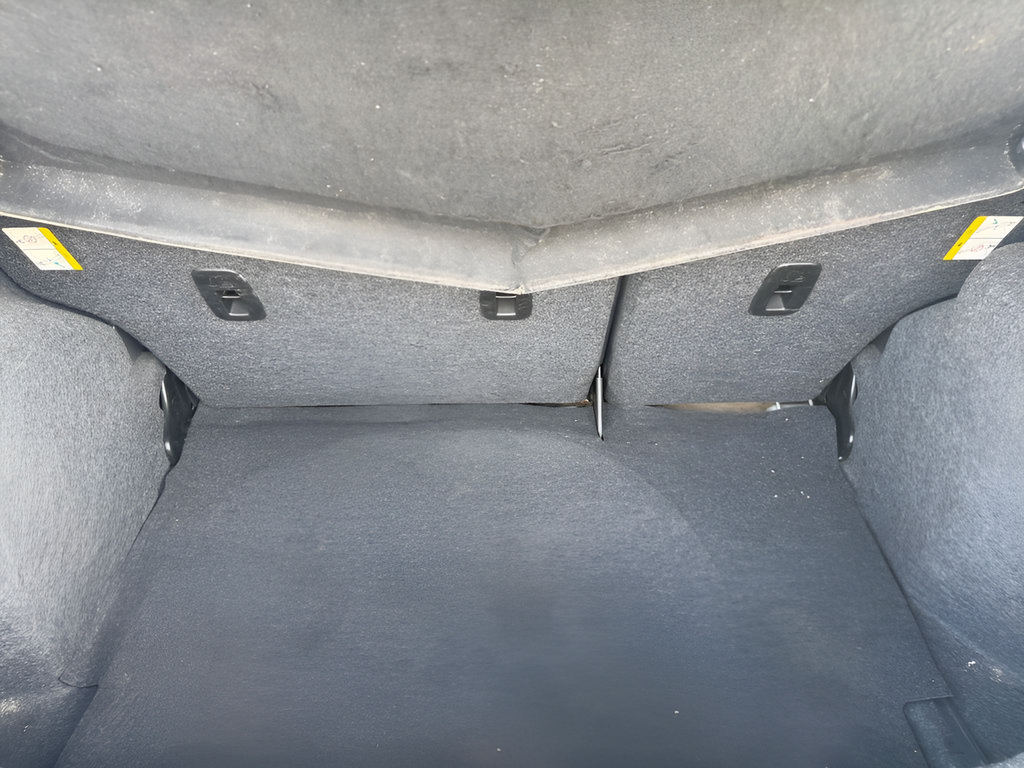 Used 2012 Ford Fiesta SE FWD image 9