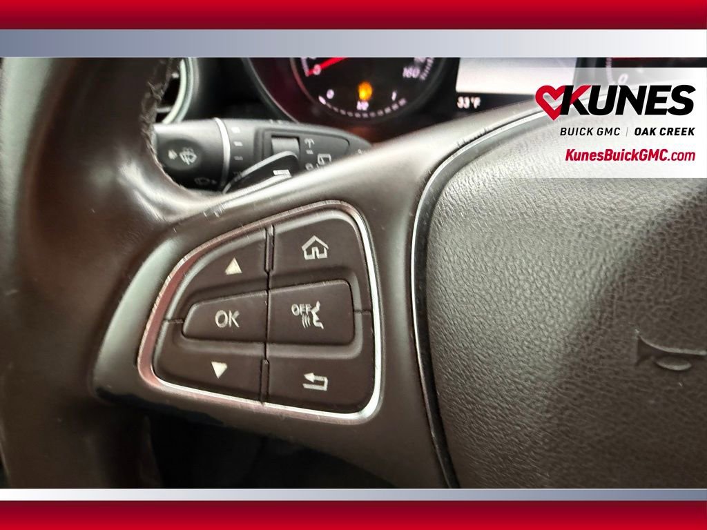 Used 2018 Mercedes-Benz GLC 300 w/ Premium Package image 8