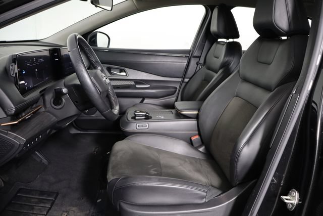 Used 2023 Nissan Ariya FWD image 7