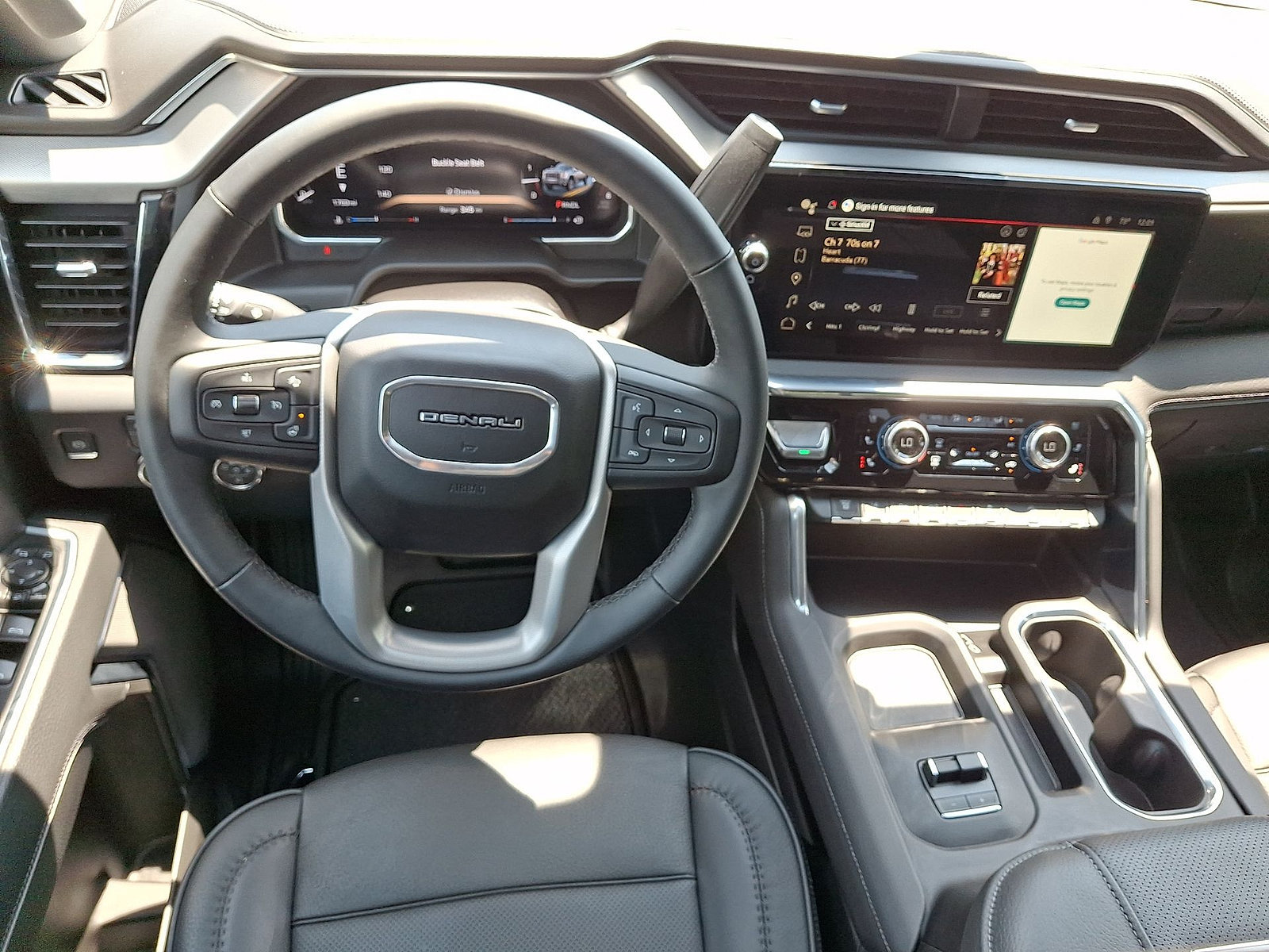 Used 2026 GMC Sierra 2500 Denali w/ Denali Reserve Package AWD/4WD image 21