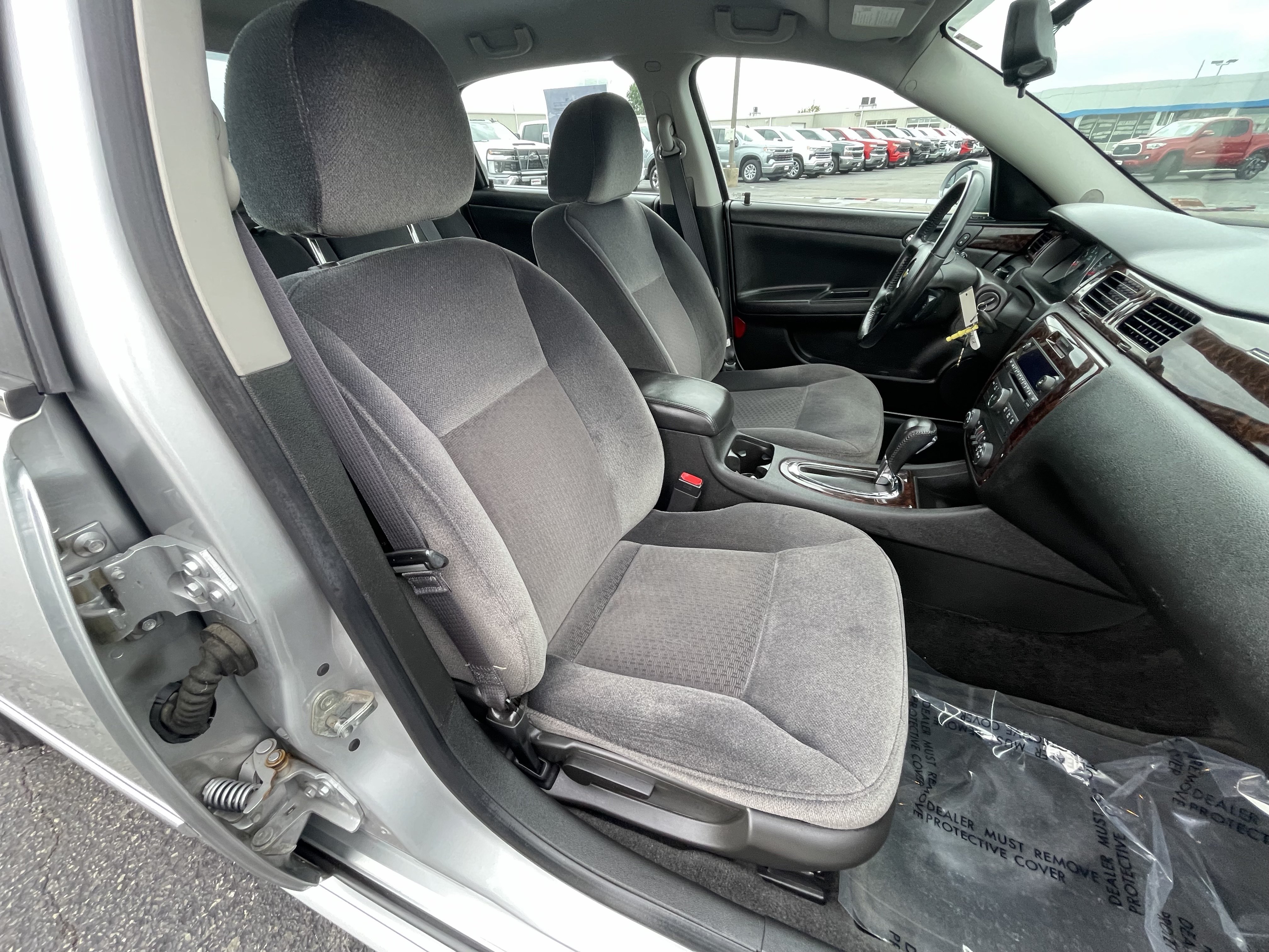 Used 2013 Chevrolet Impala LT FWD image 12