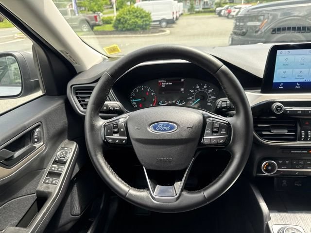 Certified 2022 Ford Escape SE w/ Cold Weather Package AWD/4WD image 22