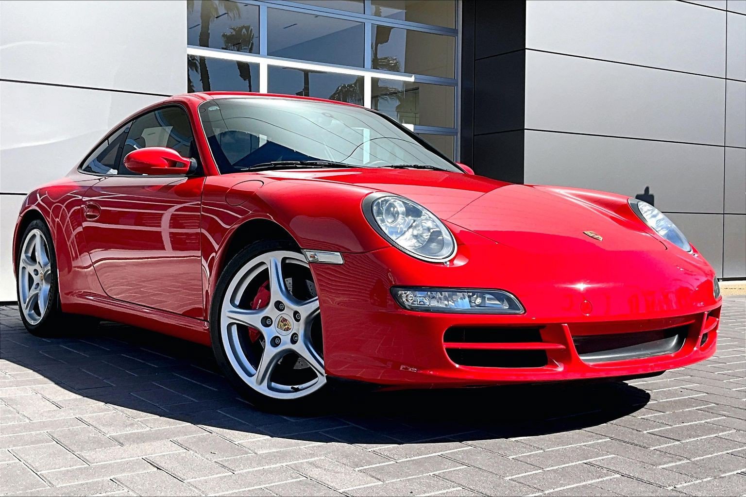 Used 2006 Porsche 911 Carrera S RWD image 3