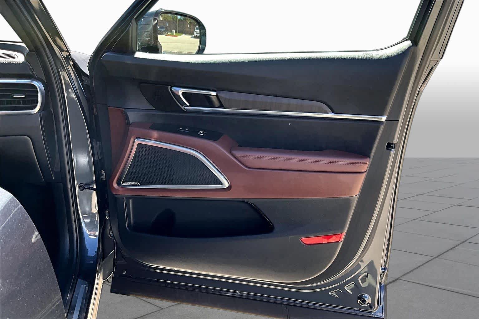 Used 2024 Kia Telluride SX FWD image 21