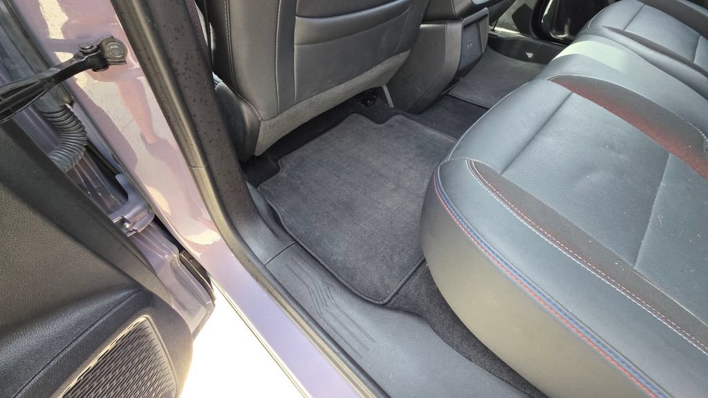 Used 2024 Chevrolet Equinox EV RS FWD image 19
