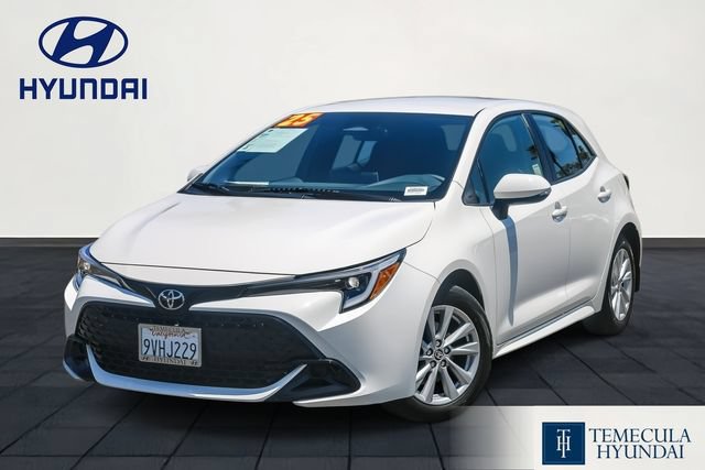 Used 2025 Toyota Corolla SE w/ SE Package