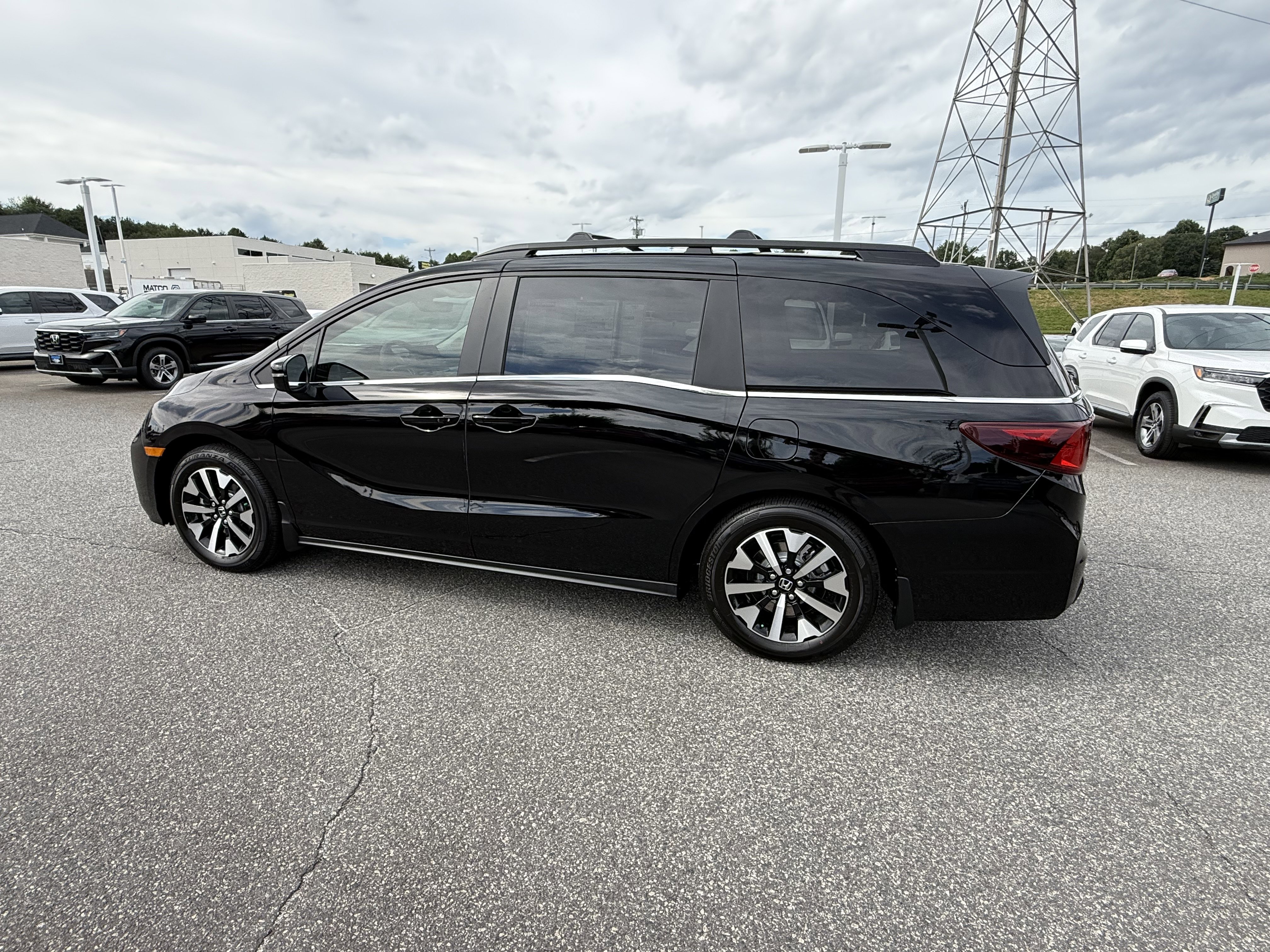 New 2026 Honda Odyssey EX-L image 7