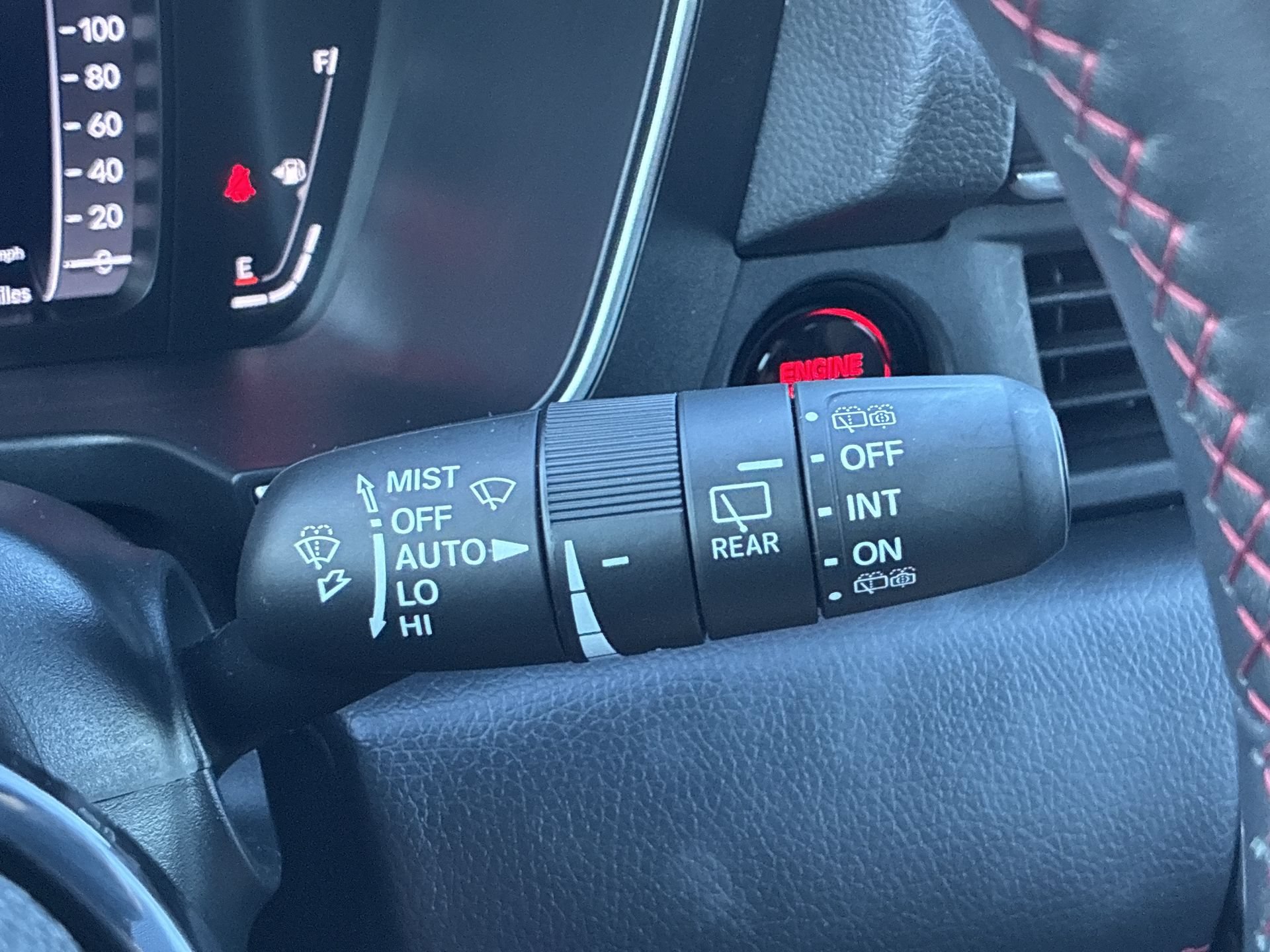Certified 2025 Honda Pilot Black Edition image 28