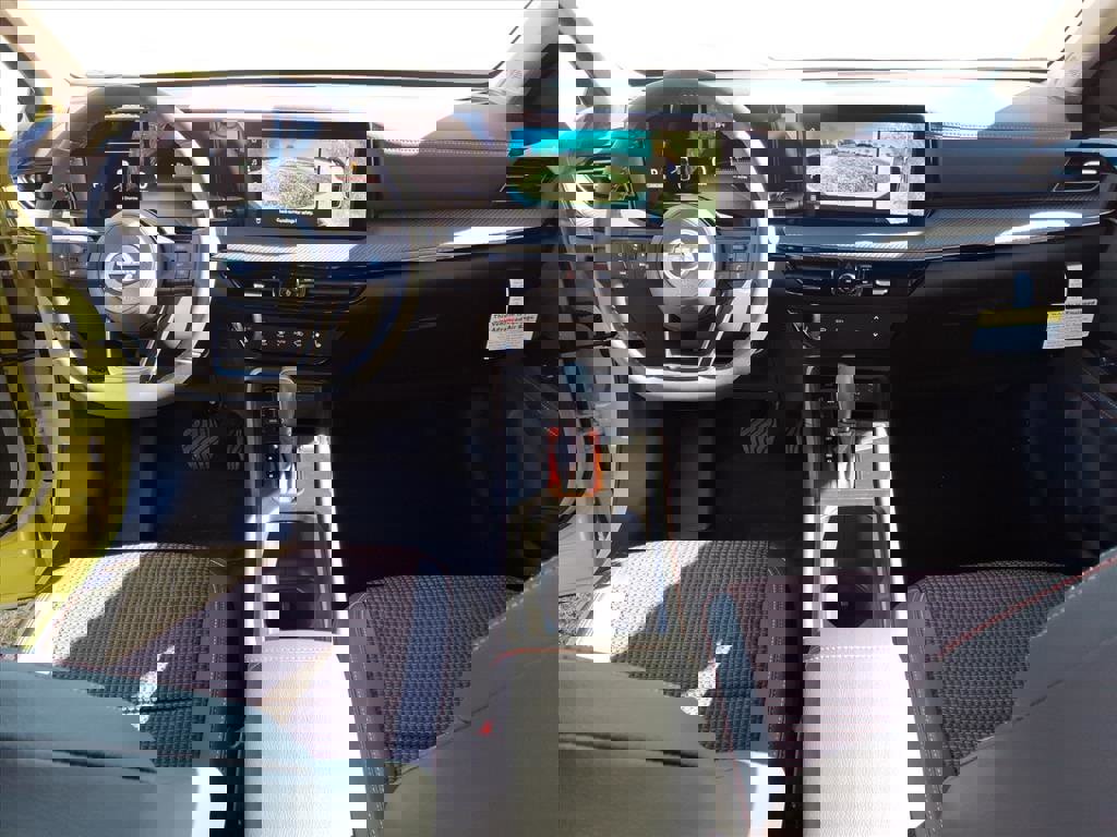 New 2026 Nissan Kicks SR w/ Cold Weather Package image 5