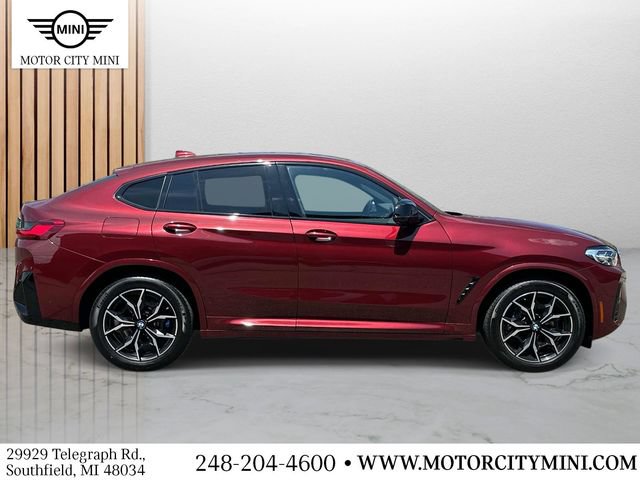 Used 2025 BMW X4 M40i AWD/4WD image 2