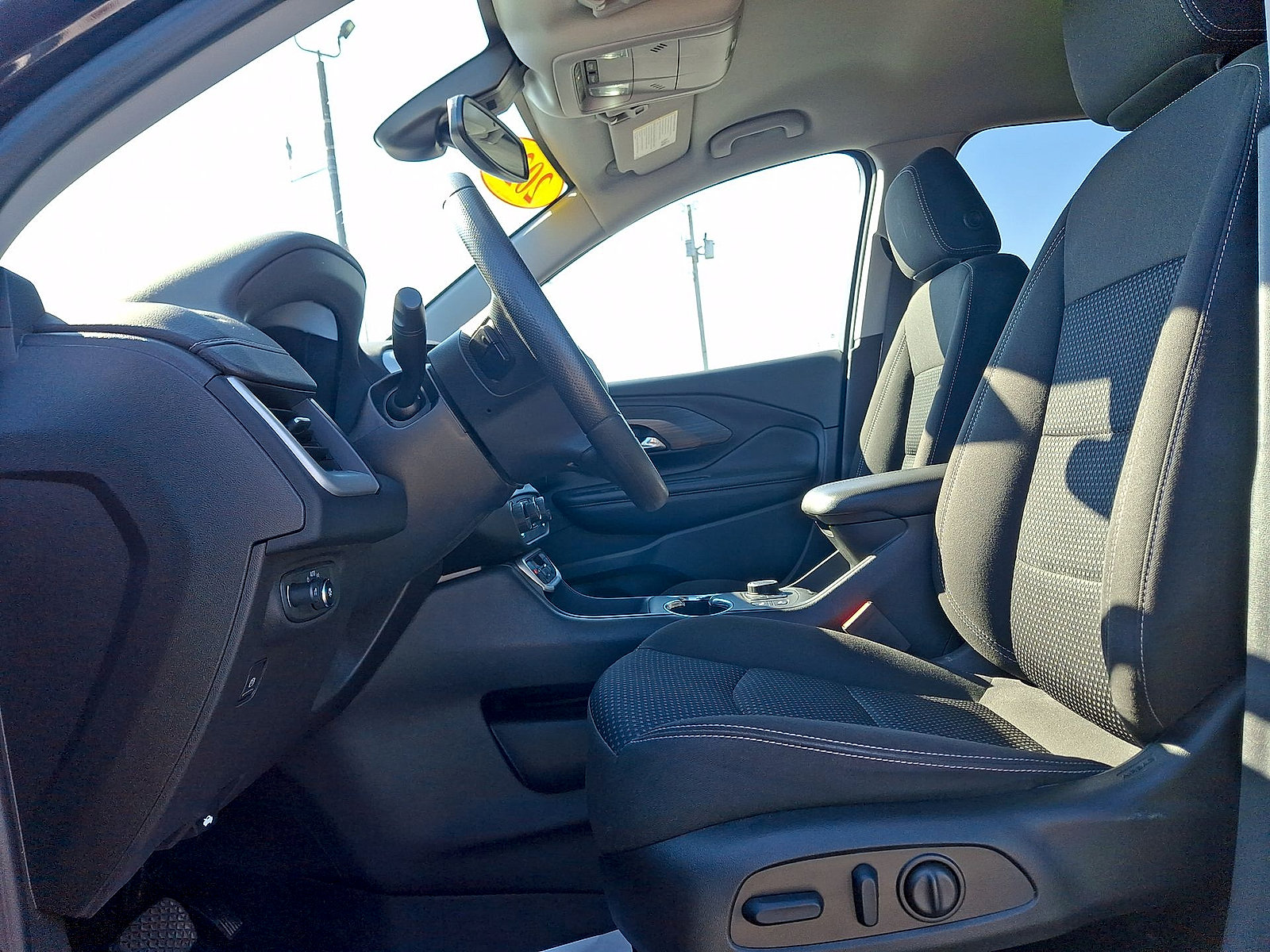 Used 2023 GMC Terrain SLE w/ Driver Convenience Package AWD/4WD image 11