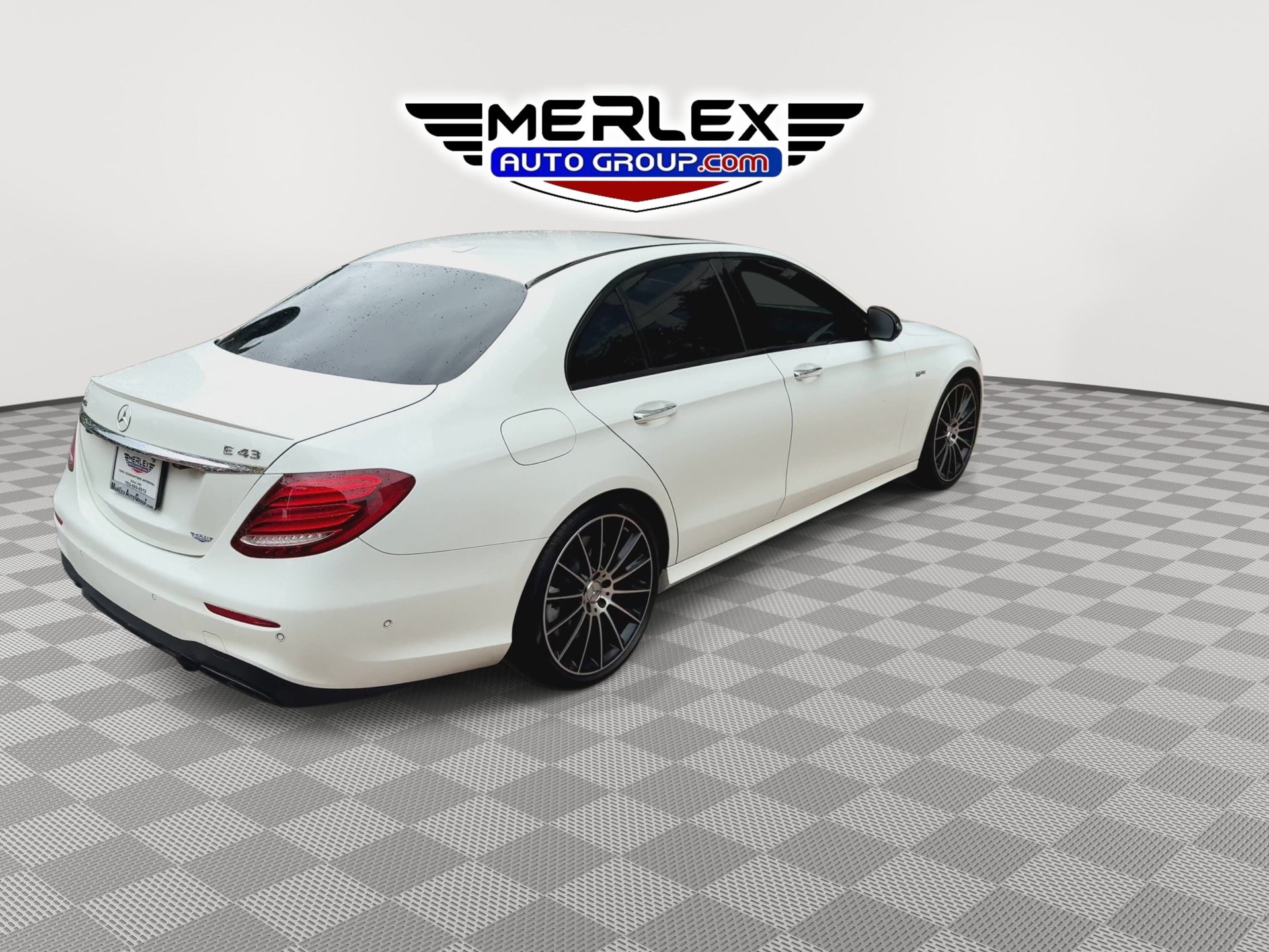 Used 2017 Mercedes-Benz E 43 AMG 4MATIC Sedan w/ Premium 2 Package image 8