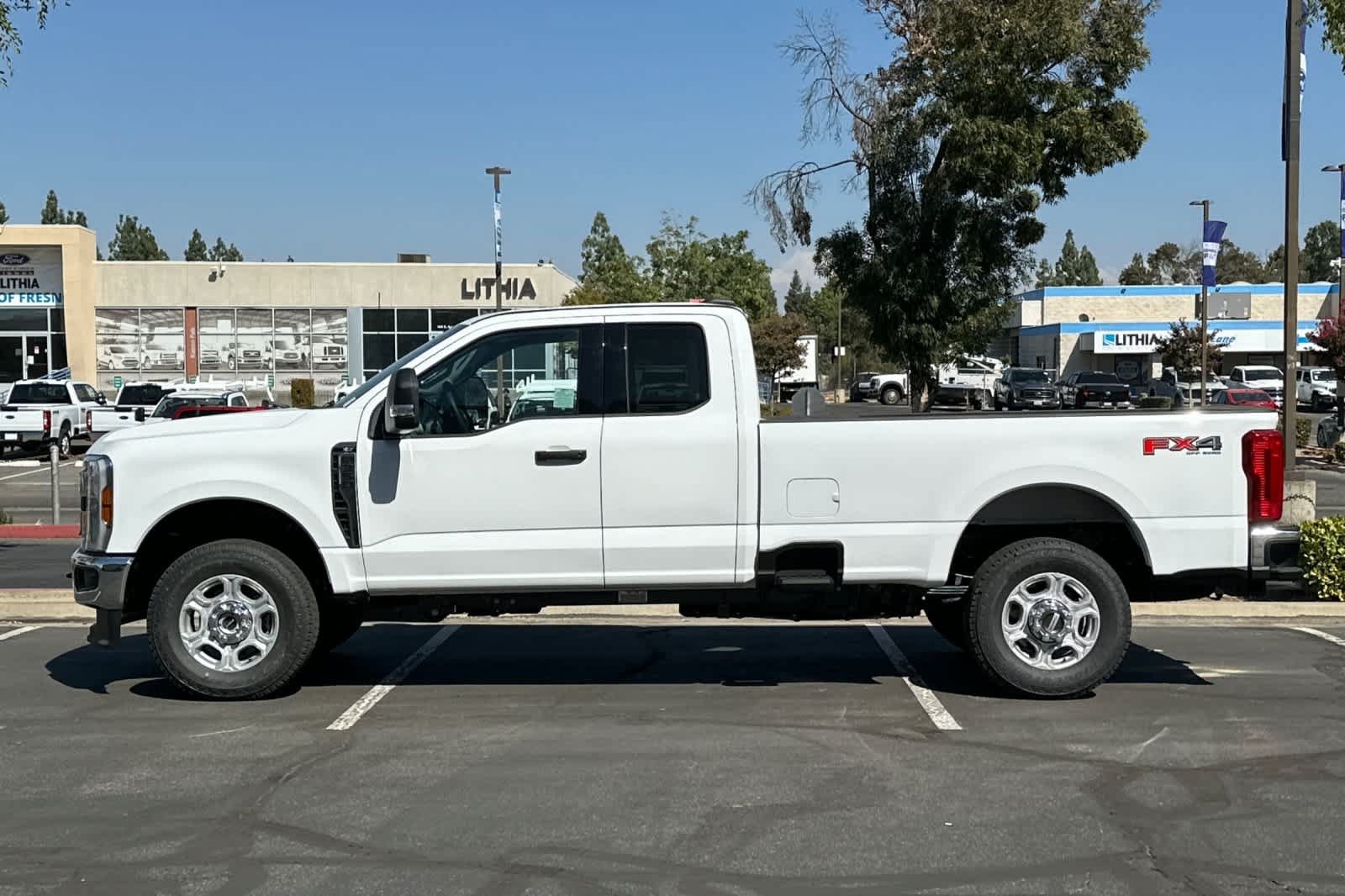 New 2026 Ford F350 XLT w/ FX4 Off-Road Package AWD/4WD image 5