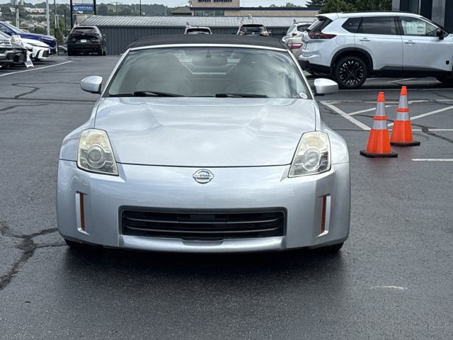 Used 2007 Nissan 350Z Touring RWD image 9