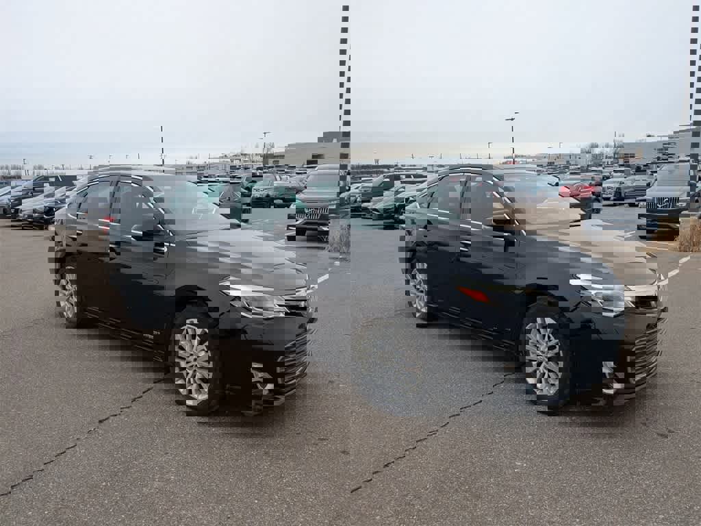 Used 2013 Toyota Avalon XLE Premium image 11