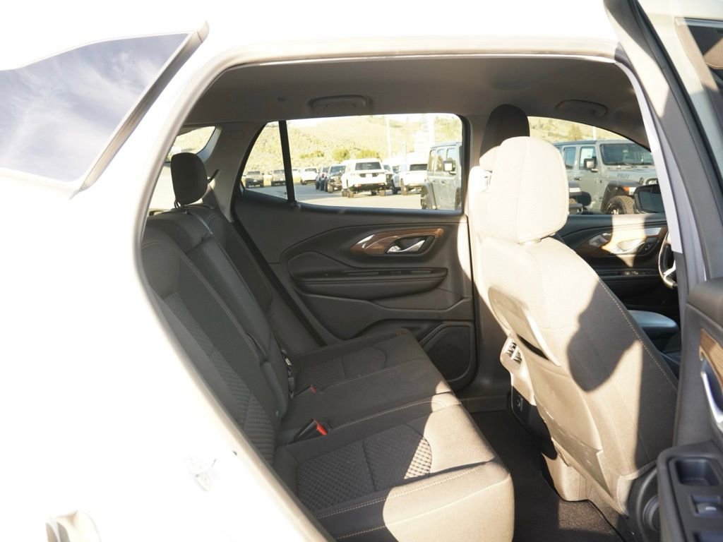 Used 2020 GMC Terrain SLE image 24