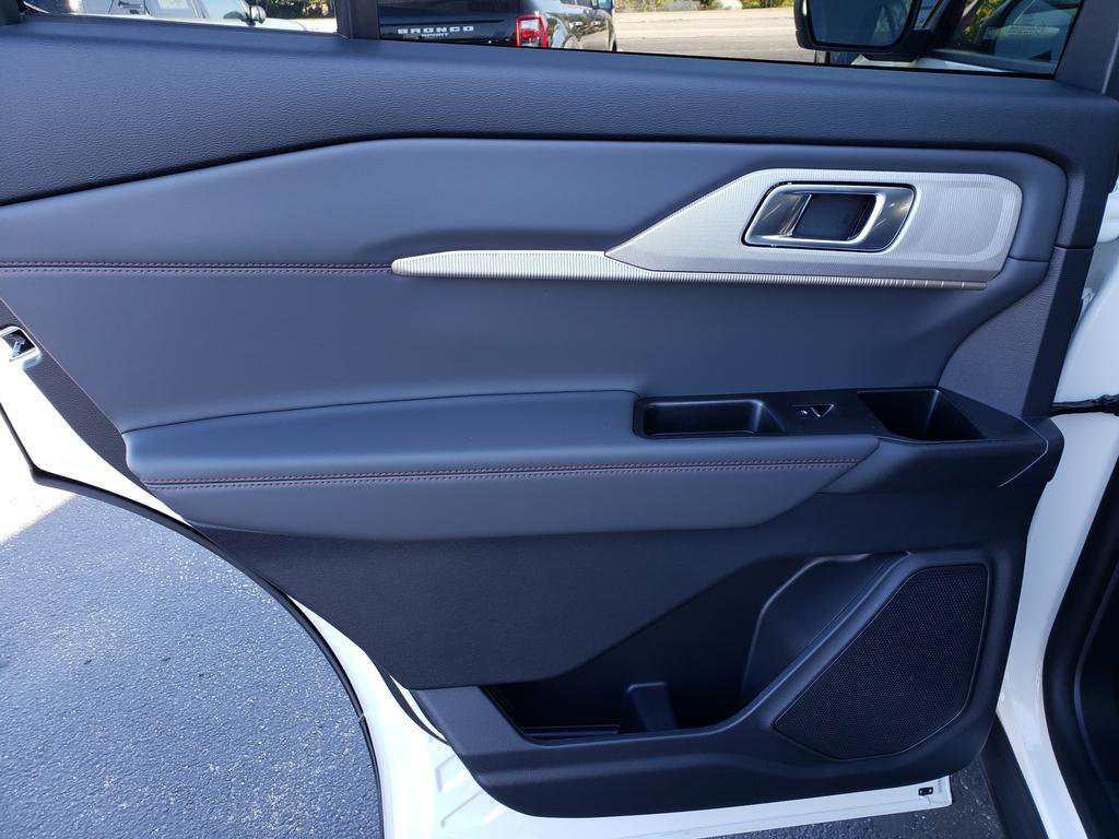 New 2026 Ford Explorer Active image 13