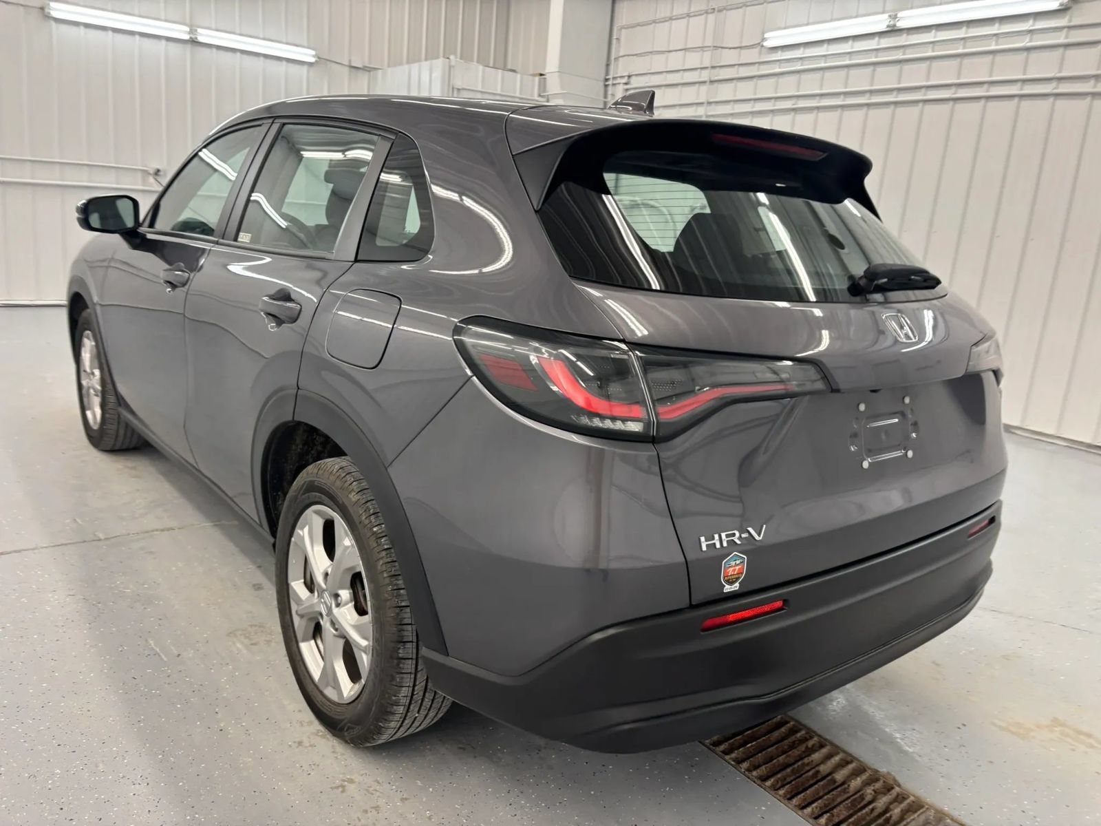 Used 2025 Honda HR-V LX image 7