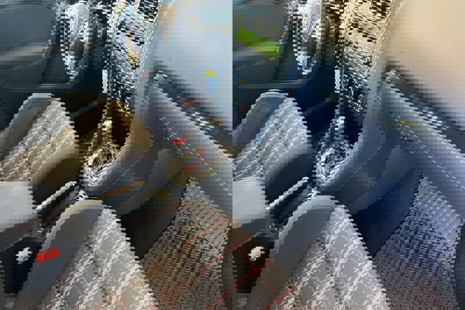 Used 2012 Volkswagen GTI 4-Door image 17