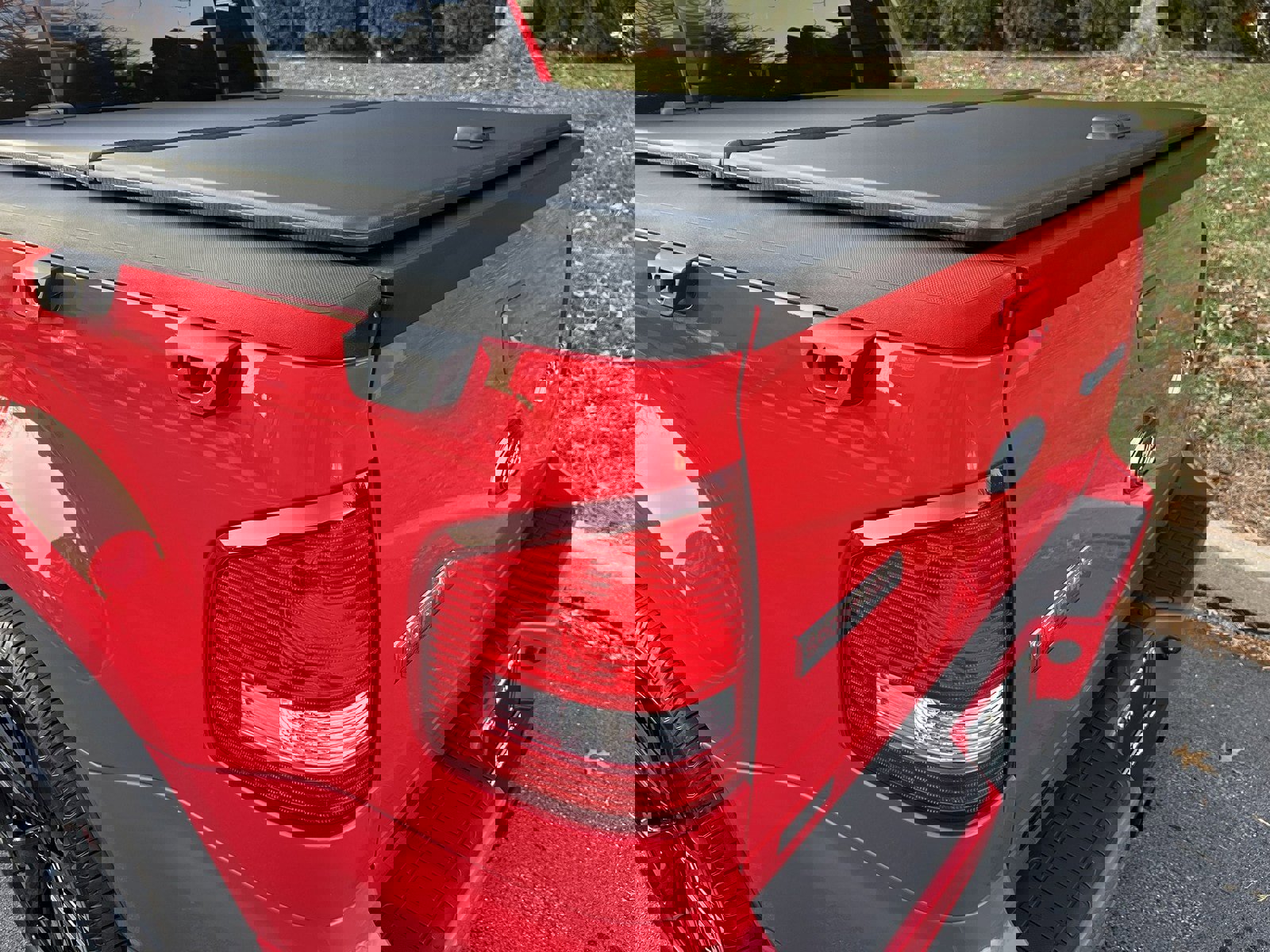 Used 2008 Ford Explorer Sport Trac Adrenalin image 97