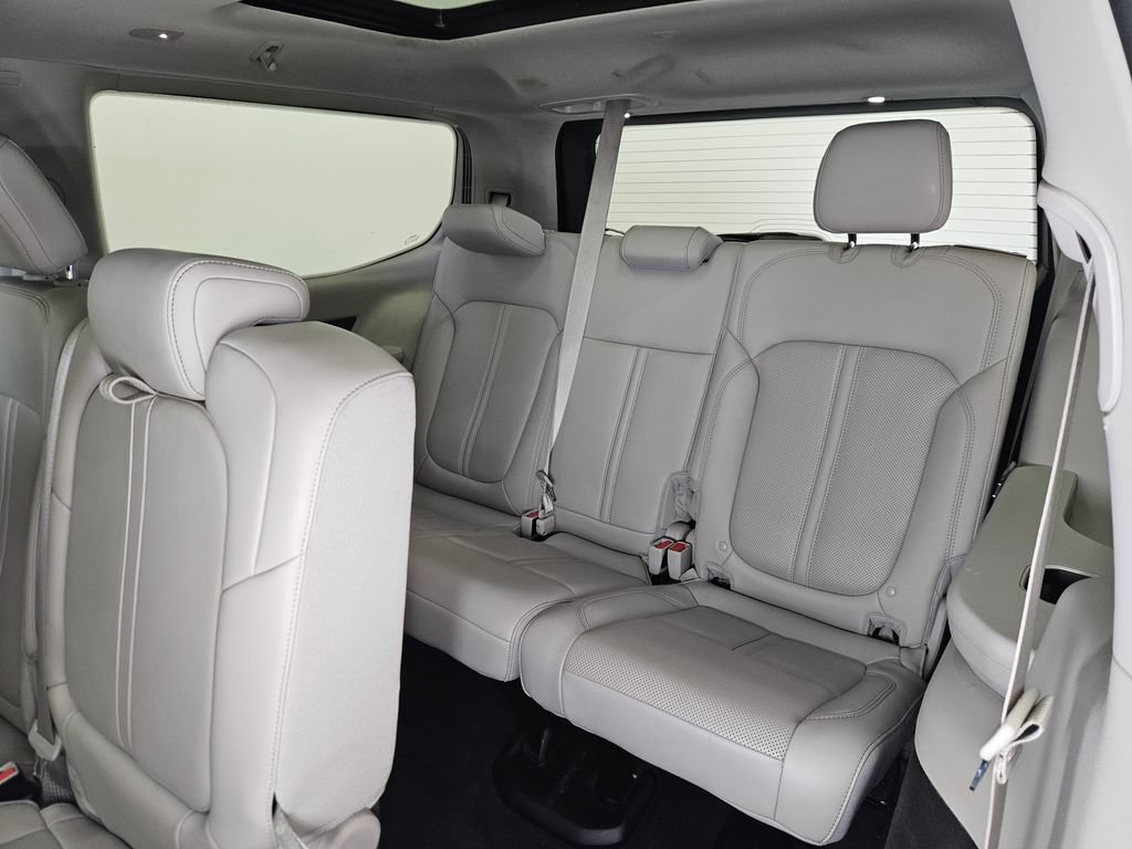 Used 2022 Jeep Wagoneer Series III w/ Premium Group I AWD/4WD image 6