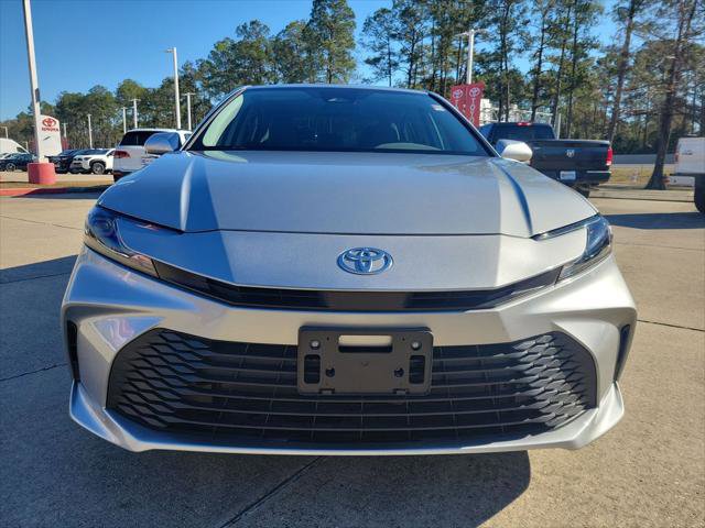 Certified 2025 Toyota Camry LE image 4