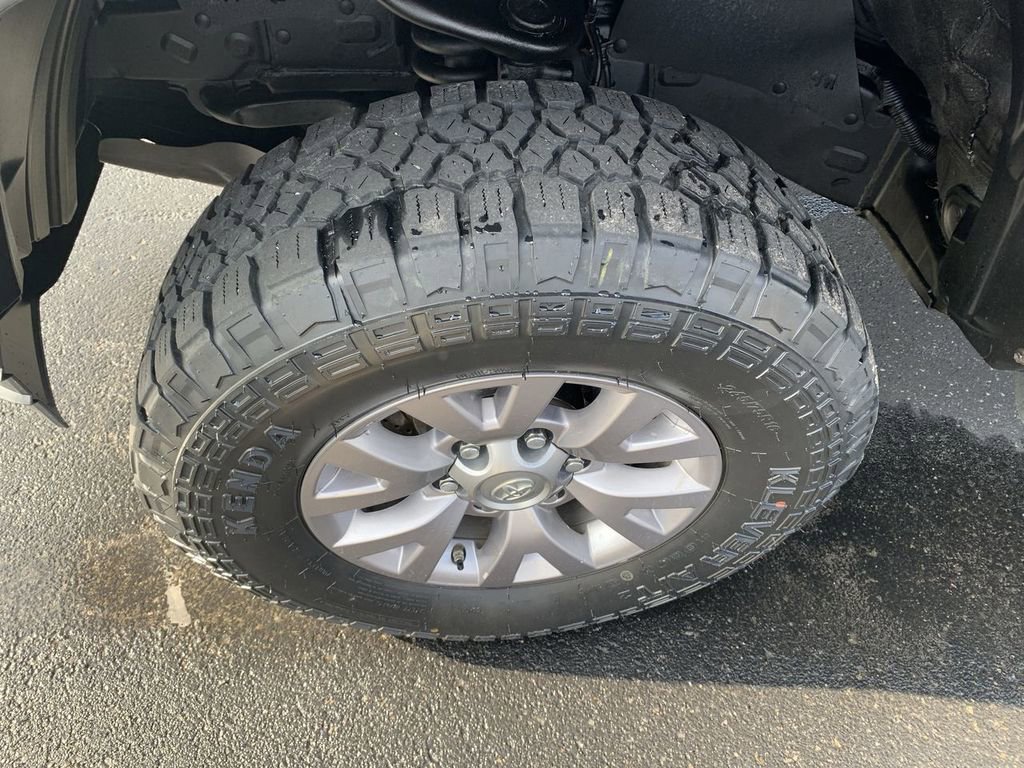 Used 2022 Toyota Tacoma SR image 10